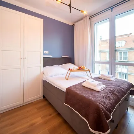 Maya's Flats & 61 - Milosci